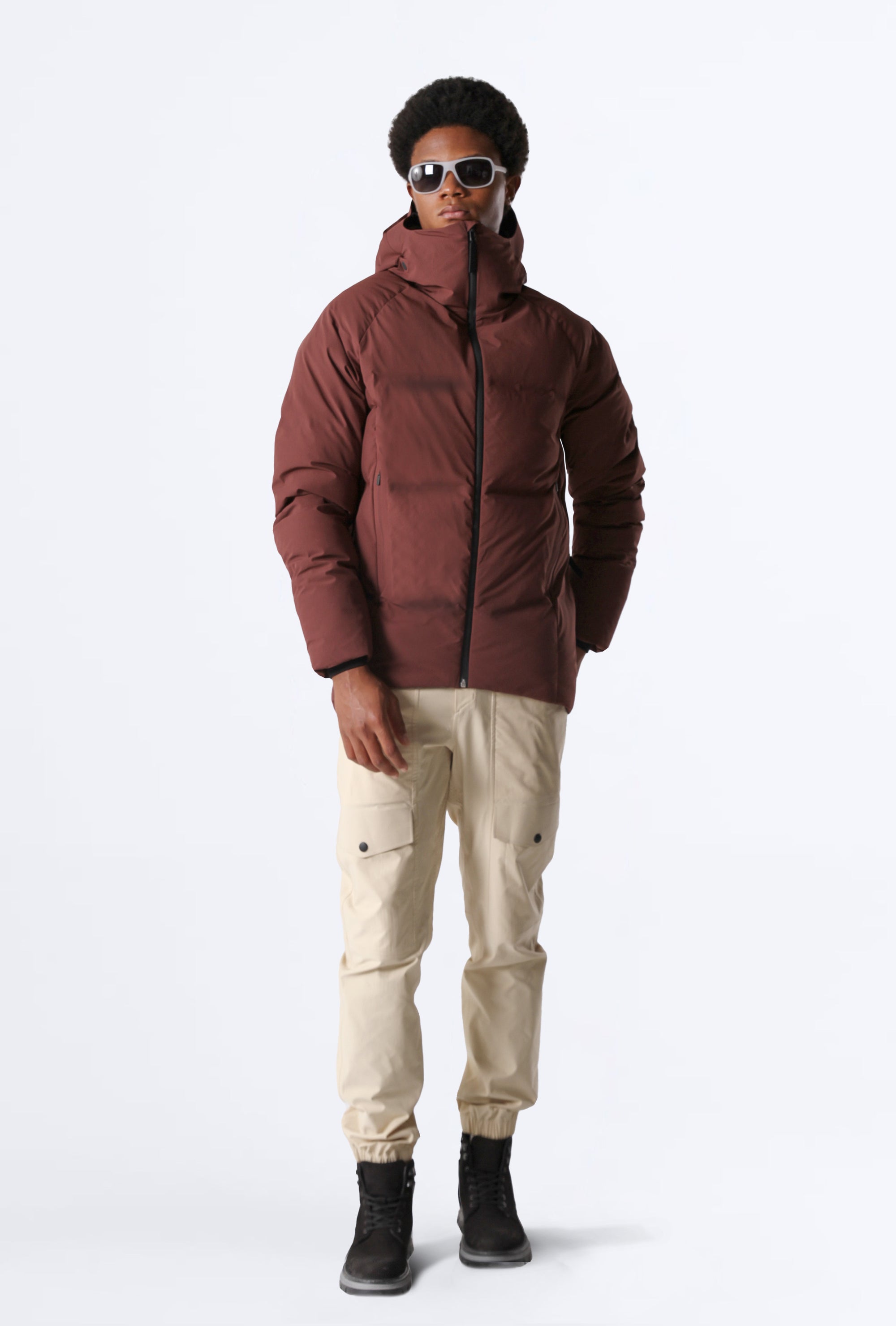 VOYAGER DOWN JACKET