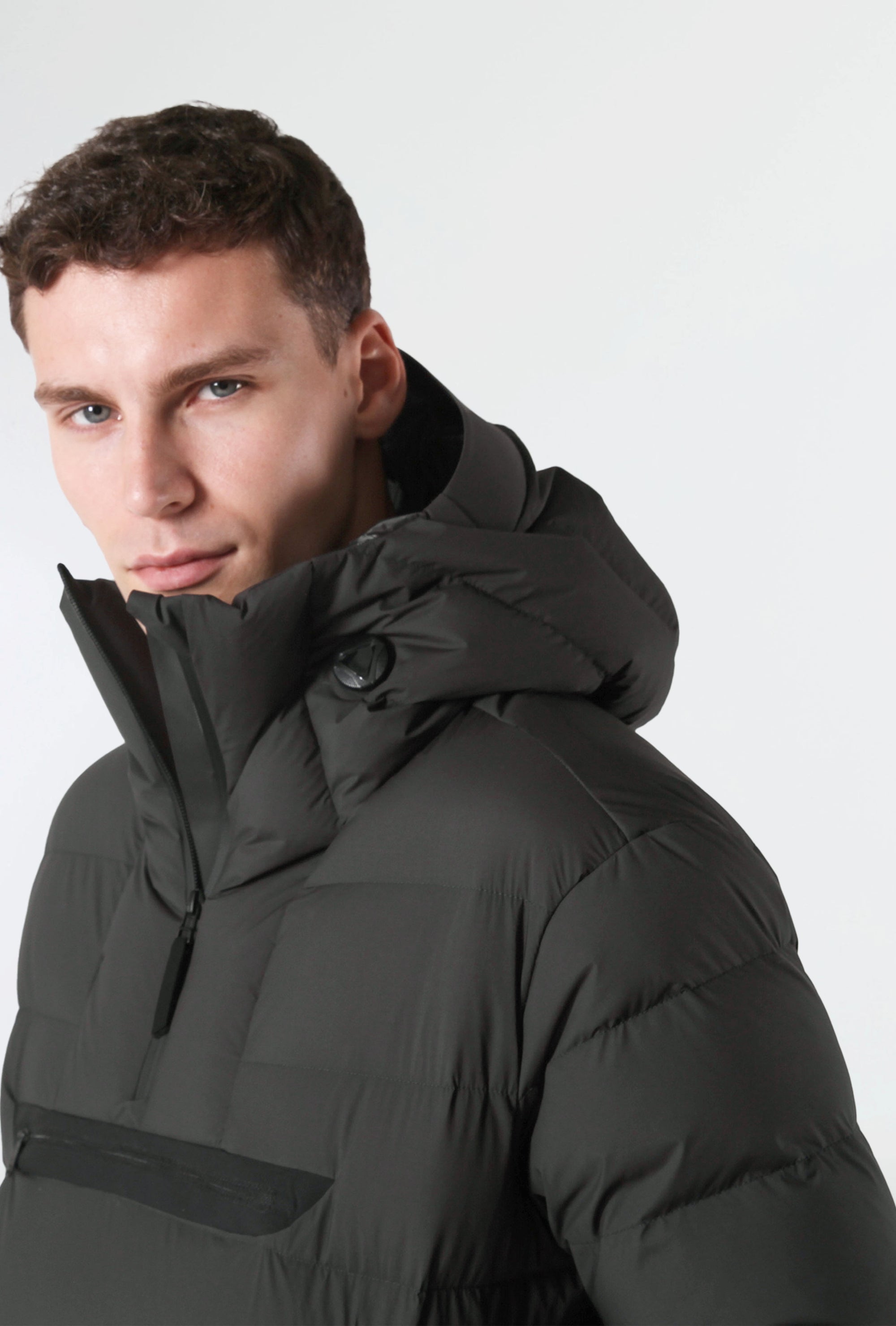 HALF ZIP VOYAGER DOWN JACKET