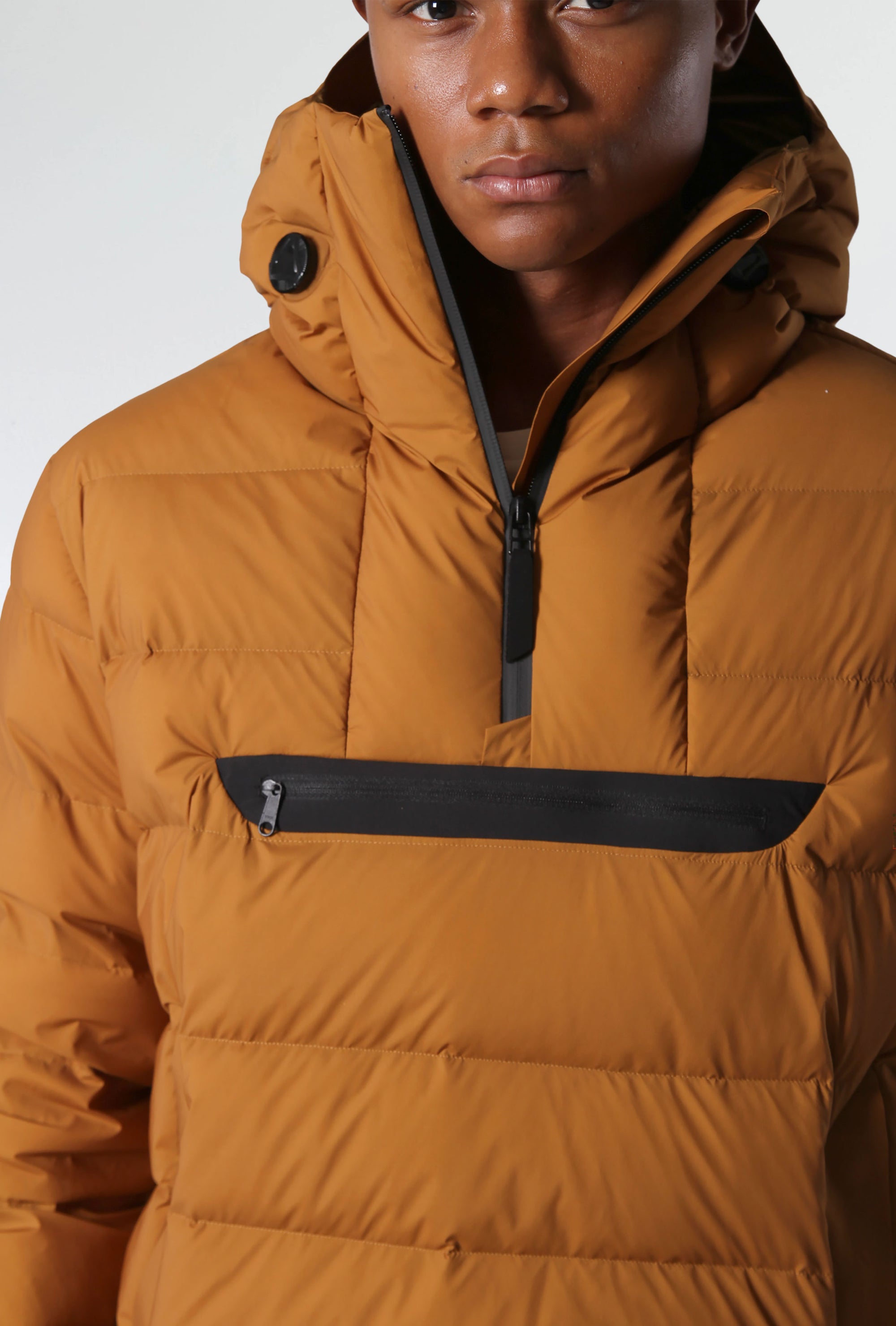 HALF ZIP VOYAGER DOWN JACKET