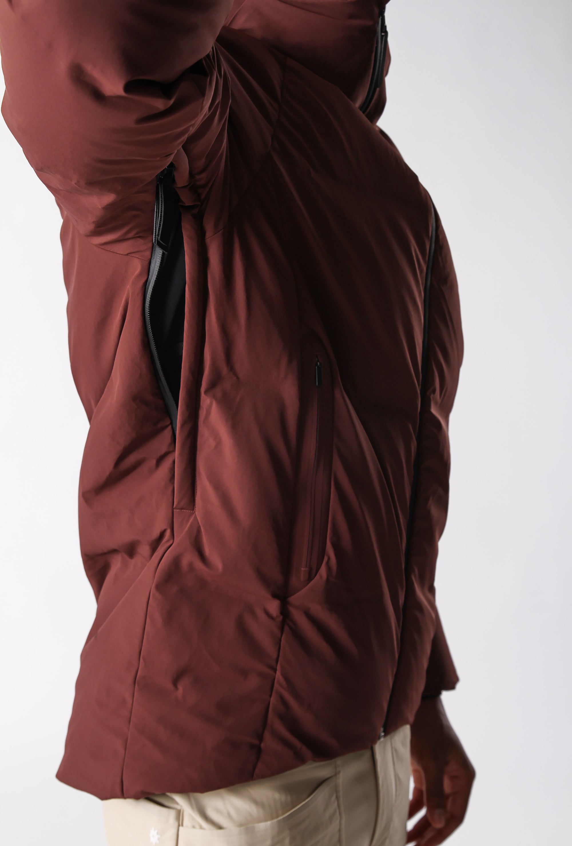 VOYAGER DOWN JACKET